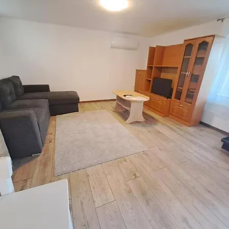 Apartament Vecsey *