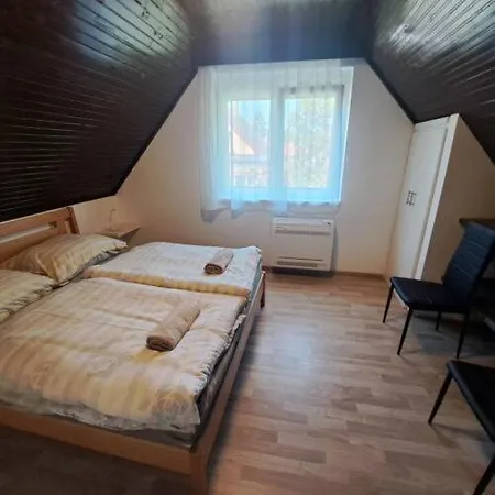 Vecsey Apartament